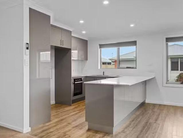 Cozy 11/6 Angie Court, Legana, TAS 7277