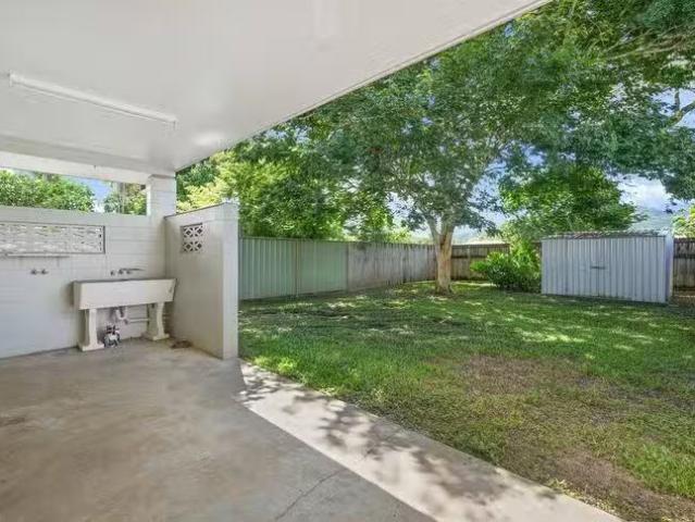Cozy 1/16 Kauri Street, Manoora, QLD 4870