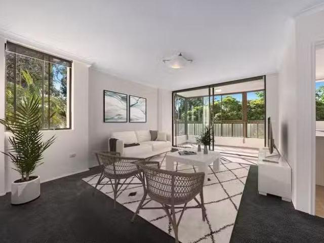 Cozy 11/81A Gerard Street, Cremorne, NSW 2090