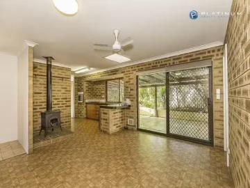 Cozy 118 Nannatee Way, Wanneroo, WA 6065