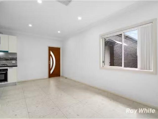 Deal! 118A Crudge Road, MARAYONG Apartment for rent Listed by.