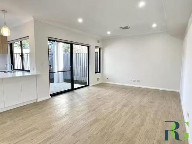 Unique 118C Leach Highway, Melville, WA 6156