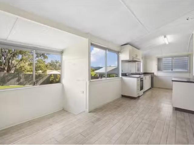 Cozy 119 First Avenue, SAWTELL House for rent Listed by Nicol.