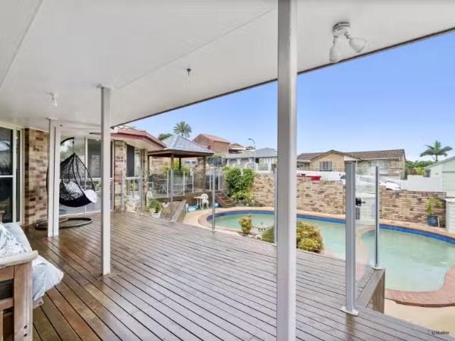 New 11 Warringa Drive, Bilambil Heights House for rent Listed.