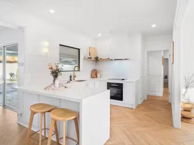 Rental! 11 Windermere Avenue, Novar Gardens, SA 5040