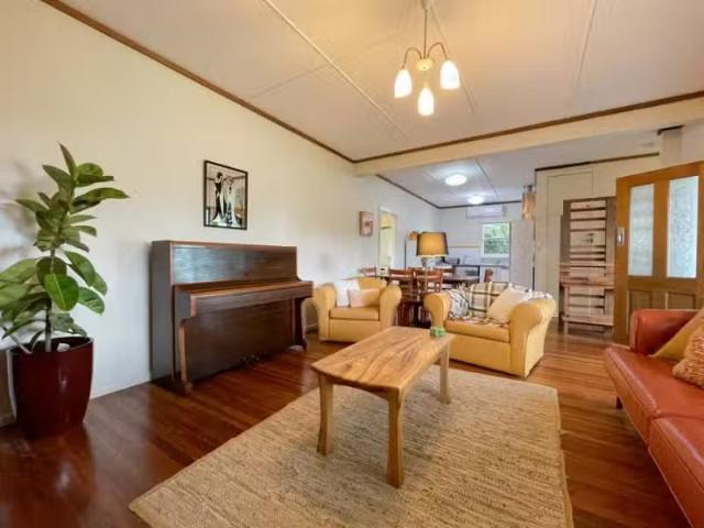 For Rent! 11 Dillon Street, SAWTELL House for rent Listed by.