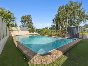 Deal! 11 Fitzgerald Street, North Ipswich, QLD 4305
