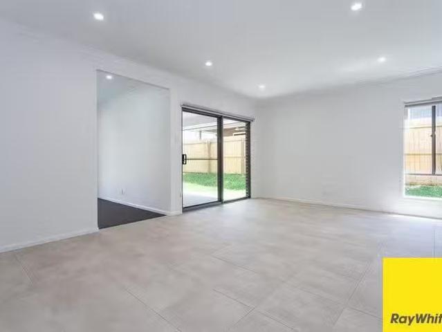 Charming 11 Jardine Road, South Ripley, QLD 4306