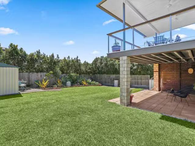 Cheap 11 Letitia Close, Wakerley QLD 4154