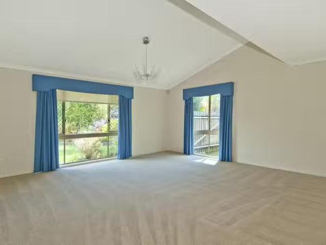 New 11 Moffatt Place, Edens Landing, QLD 4207