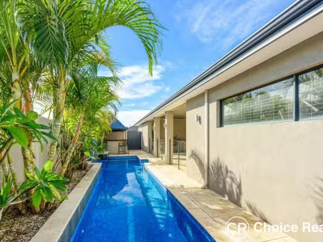 Charming 11 Muirfield Way, The Vines, WA 6069