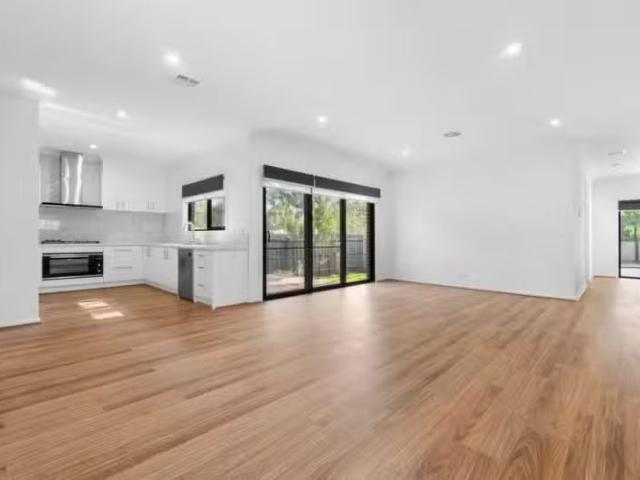 New 1/208 Canterbury Road, Blackburn South VIC 3130 Townhous.