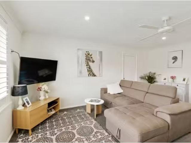Just in! 12/16 Warrendine Street, Orange Apartment for rent L.