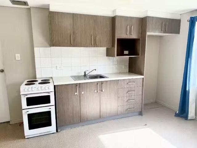Charming 1/21 Malcolm Ave, Cringila Apartment for rent Listed.