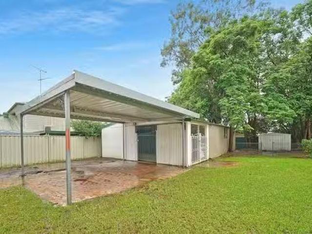 Charming 123 Minto Road, Minto, NSW 2566