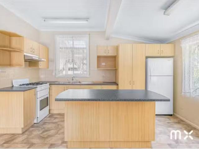 Unique 1/251 Rothery Street, Corrimal House for rent Listed b.