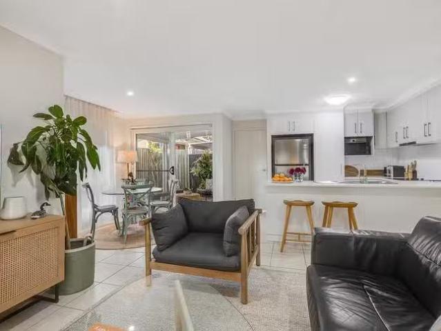 For Rent! 1/270A Bridge Street, Newtown, QLD 4350