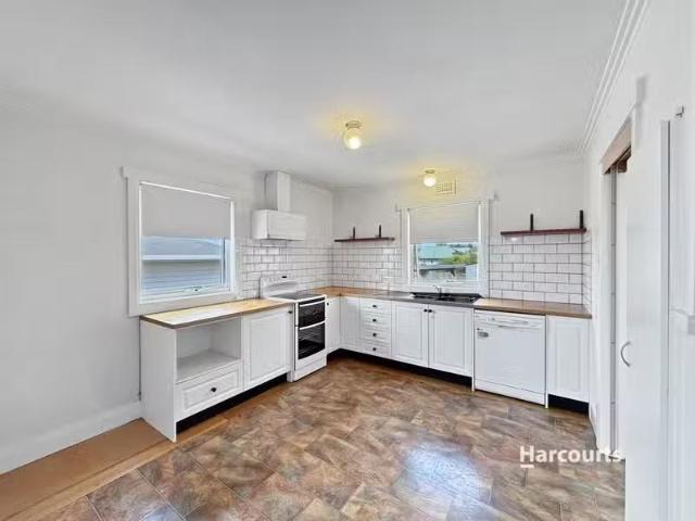 New 127 Parker Street, DEVONPORT, TAS 7310 House for Rent