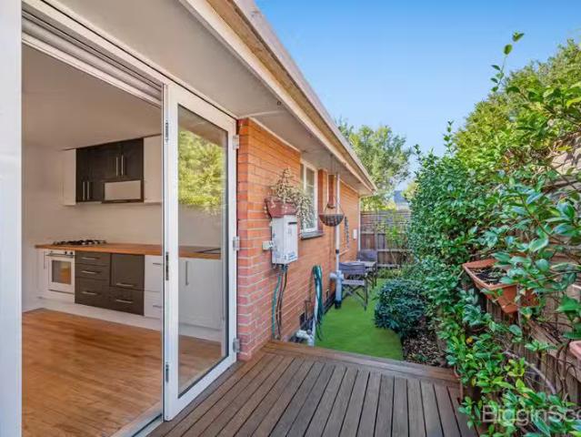 Nice 1/28 Commercial Road, Footscray VIC 3011
