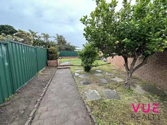 Rental! 12 First Avenue, Burns Beach, WA 6028