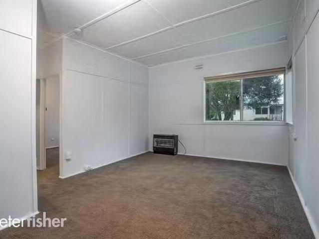 Unique 12 Kokoda Street, Orange, NSW 2800