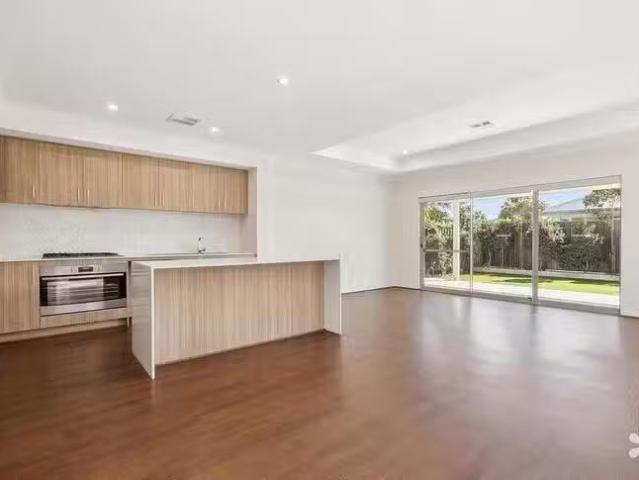Just in! 12A Loris Way, Kardinya, WA 6163