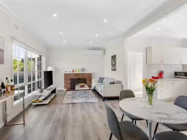 Cozy 1/30 Manuka Street, Bentleigh East VIC 3165