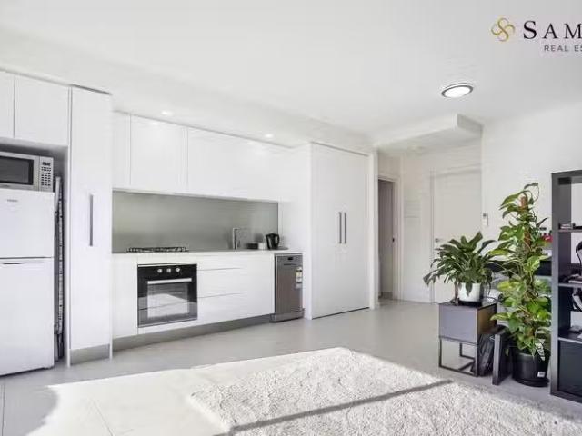 Rental! 13/2 Cyril Street, Box Hill VIC 3128