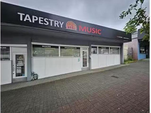 Just in! 1335 Johnston Road, White Rock, BC, V4B 3Z3 commerc.