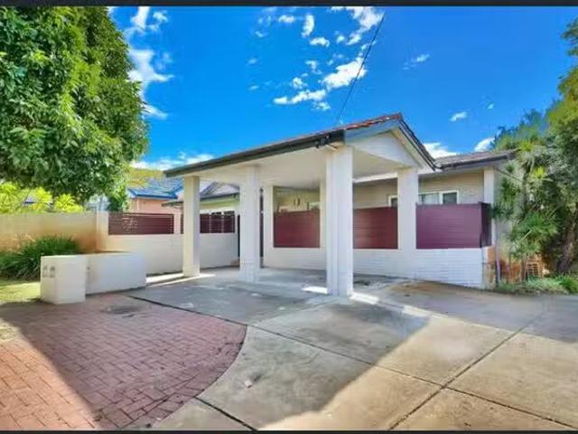 Deal! 133 Shakespeare Avenue, Yokine, WA 6060