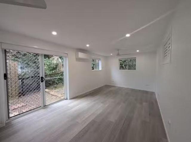 Charming 1/34 Beerburrum Street, Landsborough, QLD 4550