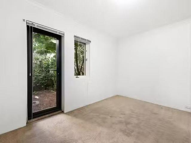 Unique 1/35 Mckell Street, Birchgrove, NSW 2041