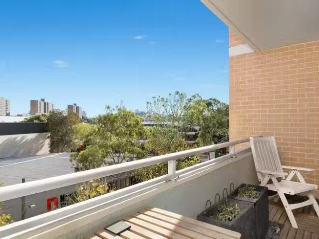 Unique 136/804 Bourke Street, Waterloo, NSW 2017