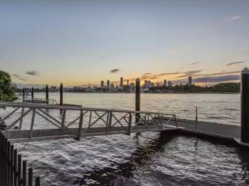 For Rent! 136B Wynnum Road, NORMAN PARK House for rent Listed.