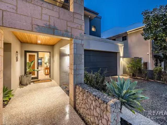 New 17 Fourmile Avenue, Burns Beach, WA 6028