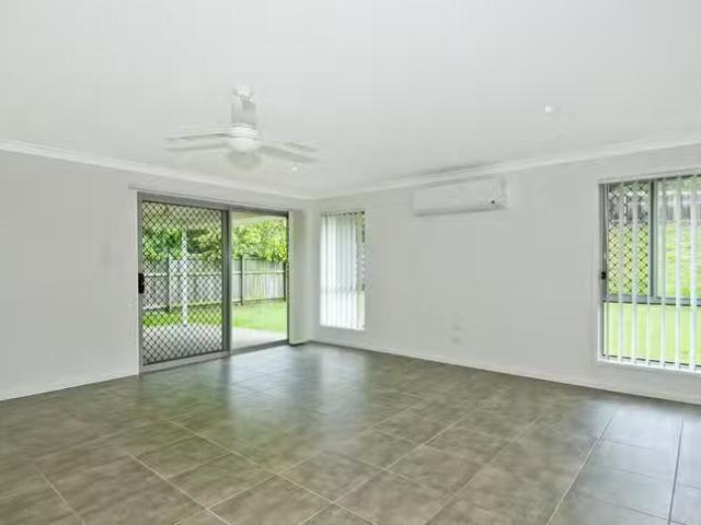 Nice 17 Morton Street, Waterford, QLD 4133