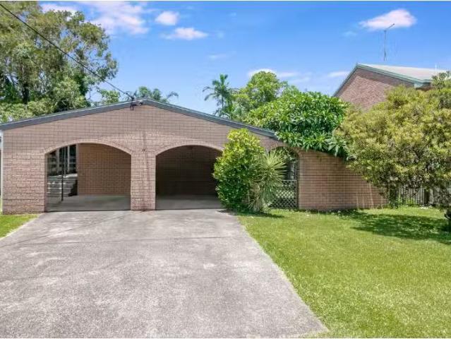 Nice 1/7 Poplar Avenue, Bogangar Townhouse for rent Listed by.