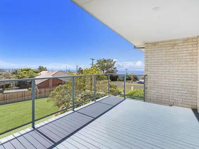 Cozy 1/43 Tombonda Drive, Kiama, NSW 2533