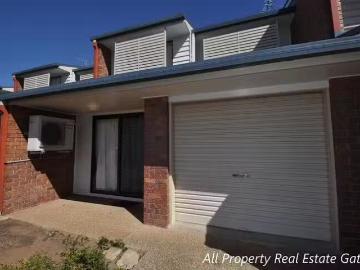 Charming 1/4 Yates Street, Gatton, QLD 4343