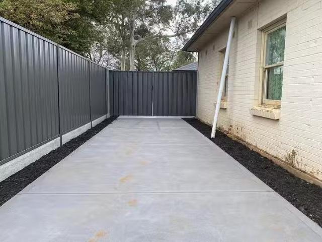 Deal! 14 A birdshell Street, Davoren Park, SA 5113