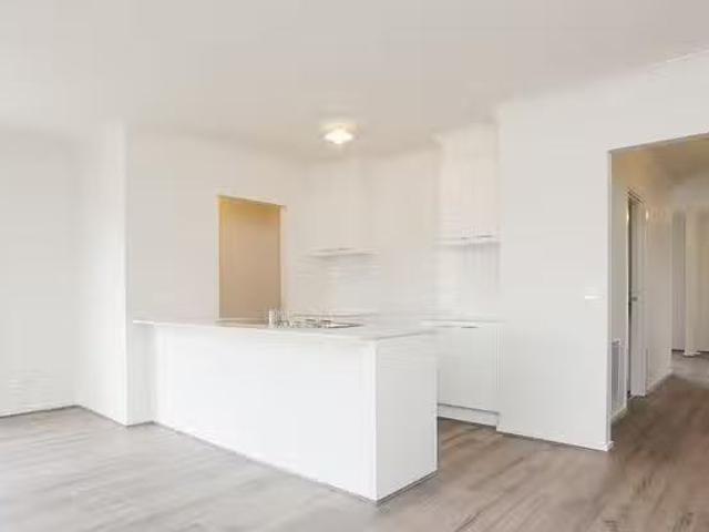 New 14 Amaretto Circuit, Manor Lakes, VIC 3024