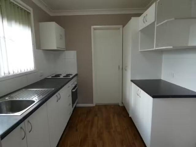Unique 14 Beech Street, Muswellbrook House for rent Listed by.