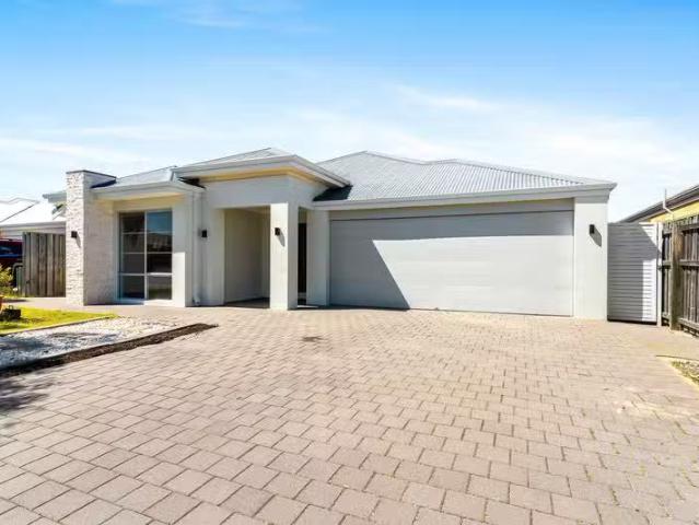 Charming 14 Garrison Road, ELLENBROOK, WA 6069 House for Rent