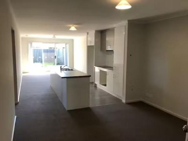Just in! 14 Holland Way, Evanston House for rent Listed by Do.