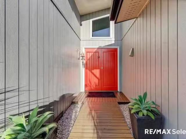 Just in! 14 Mccormack Avenue, Rural View, QLD 4740
