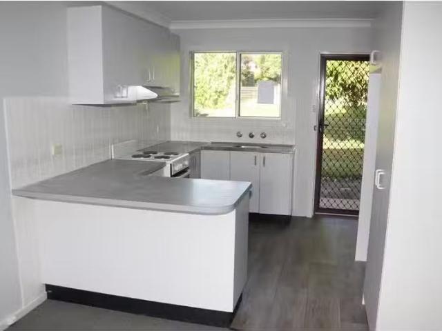 Rental! 1/4 Norfolk Avenue, PORT MACQUARIE Apartment for rent.
