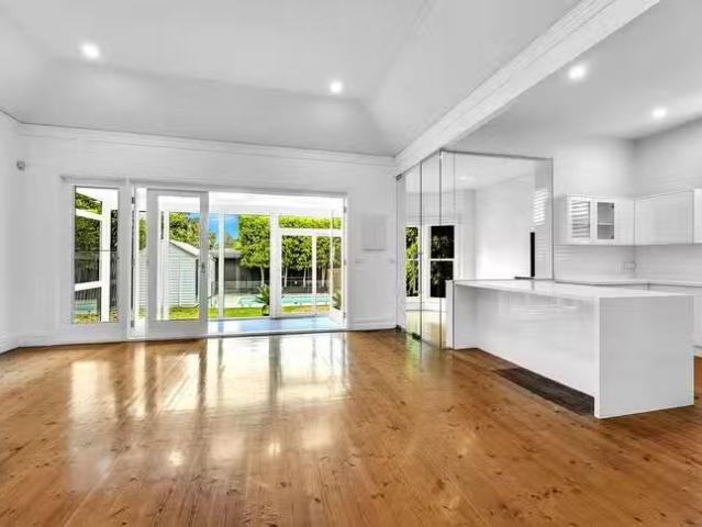 Unique 14 Oxley Road, Hawthorn, VIC 3122