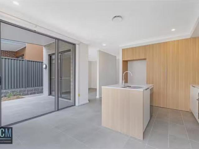 Charming 14 Parkway Dr, Marsden Park House for rent Listed by.