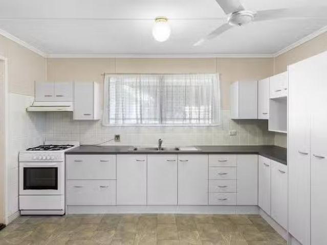Just in! 14 Pelleas Street, Bracken Ridge, QLD 4017