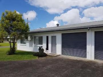 Deal! 1/4 Peter Street, Cullinane, QLD 4860